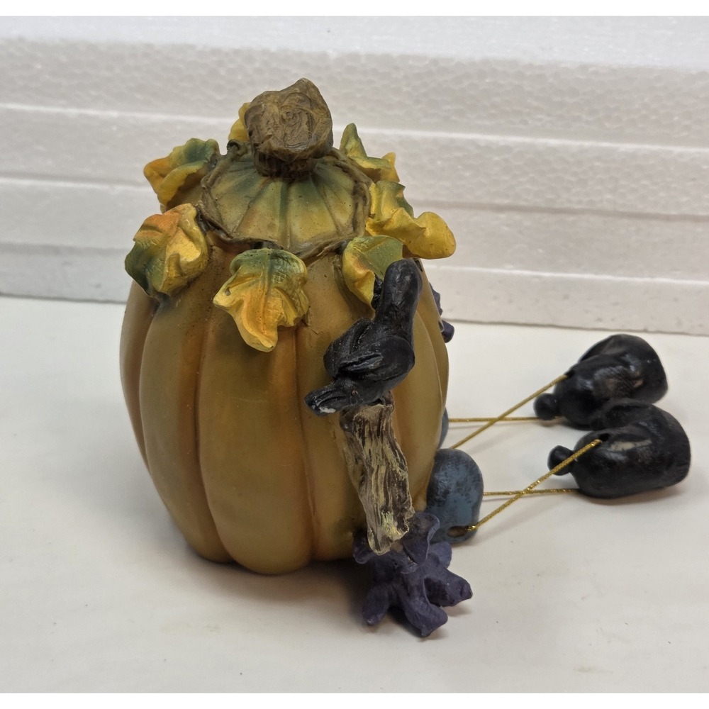 Vintage 2000s Resin Halloween Pumpkin Jack-O-Lantern Shelf Sitter Dangling Legs - Picture 7 of 9